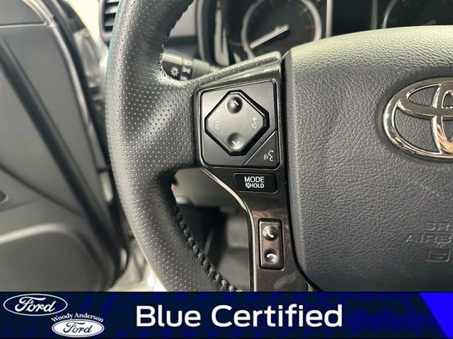 Used 2022 Toyota 4Runner TRD Off-Road image 11