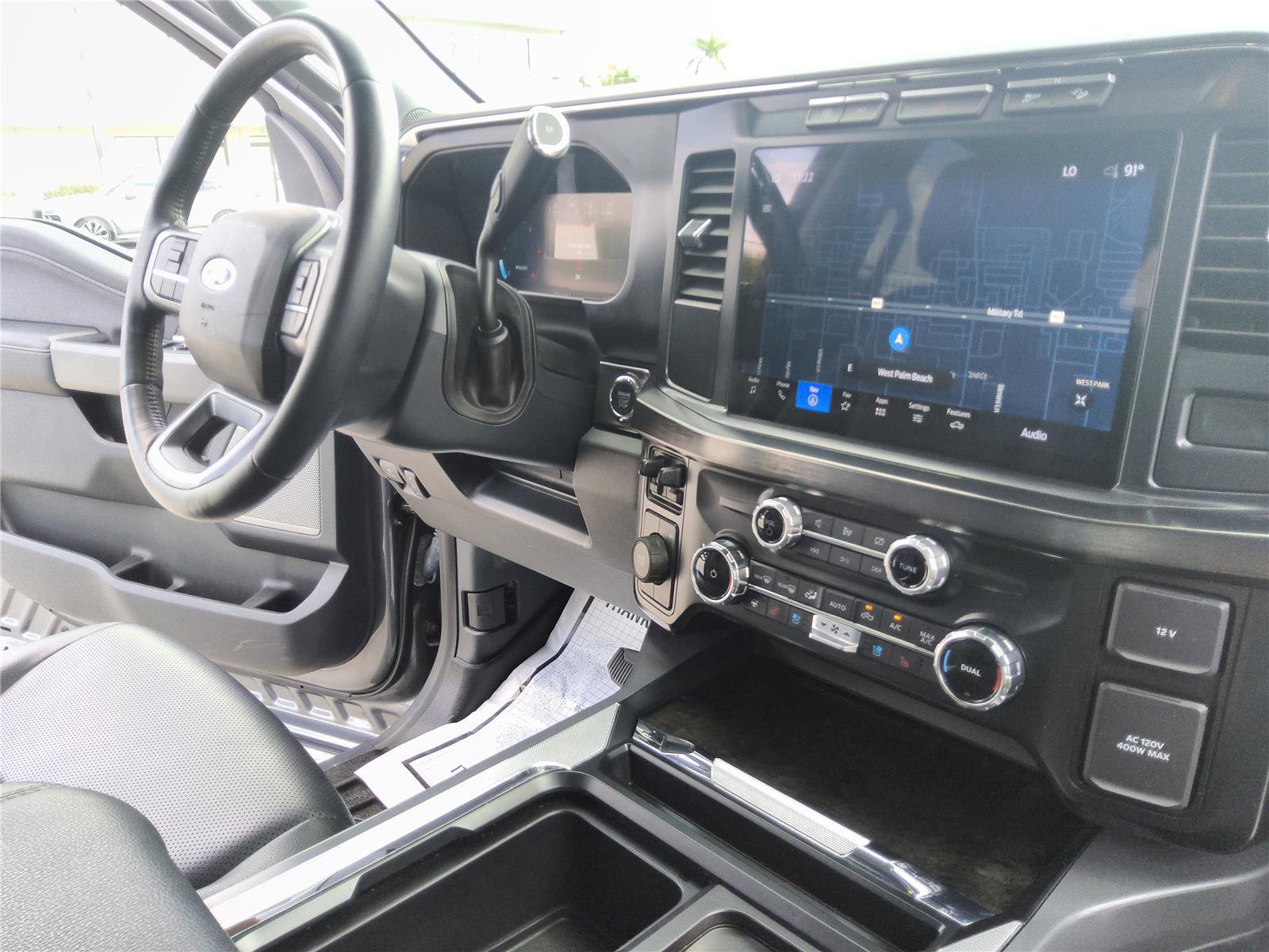 Certified 2024 Ford F350 Lariat w/ Black Appearance Package image 27