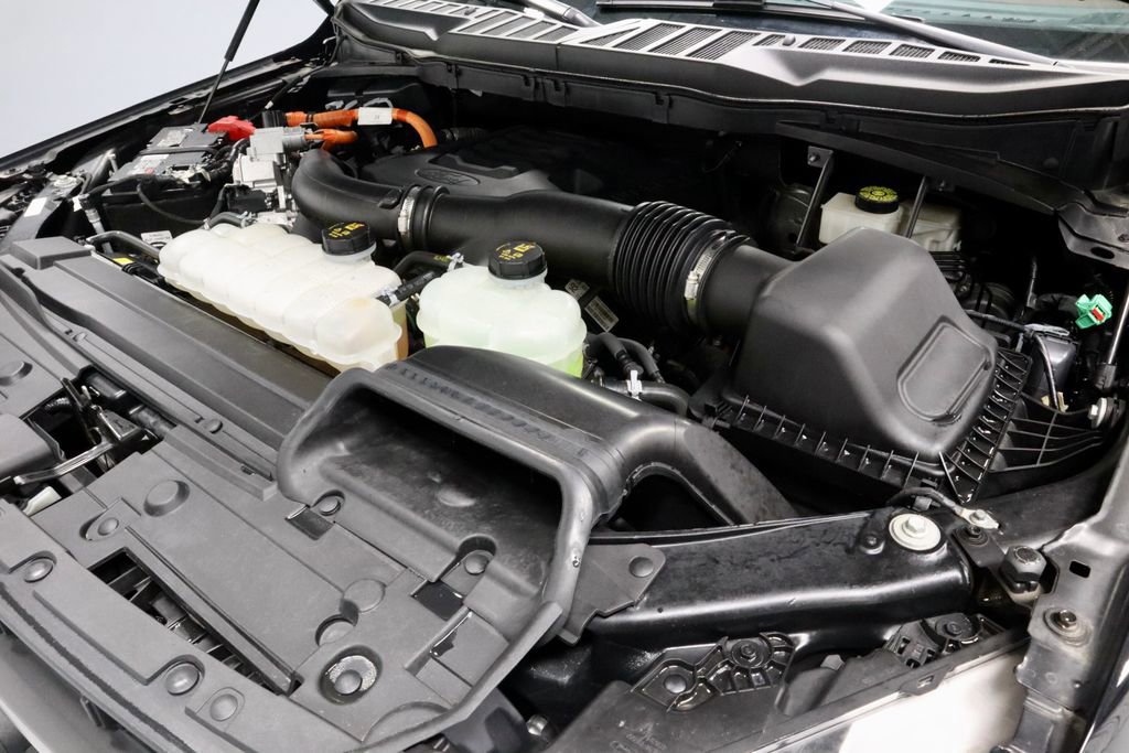 Certified 2023 Ford F150 Lariat w/ Equipment Group 502A High image 21