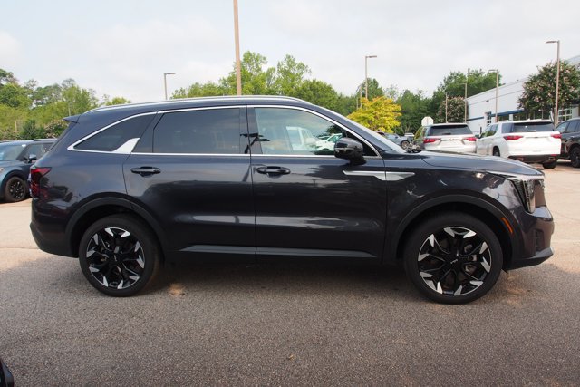 Used 2025 Kia Sorento EX w/ Panoramic Sunroof Package AWD/4WD image 8