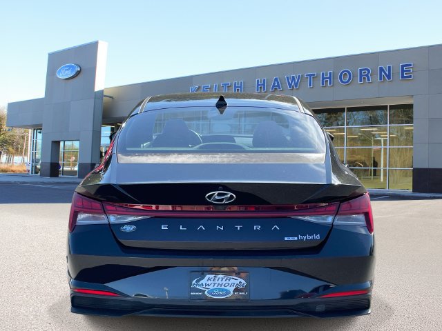 Used 2022 Hyundai Elantra Blue FWD image 5