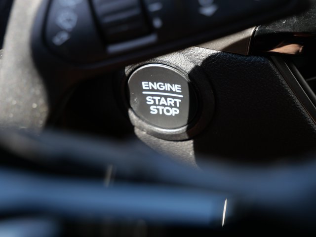 Certified 2023 Ford Escape Active AWD/4WD image 22