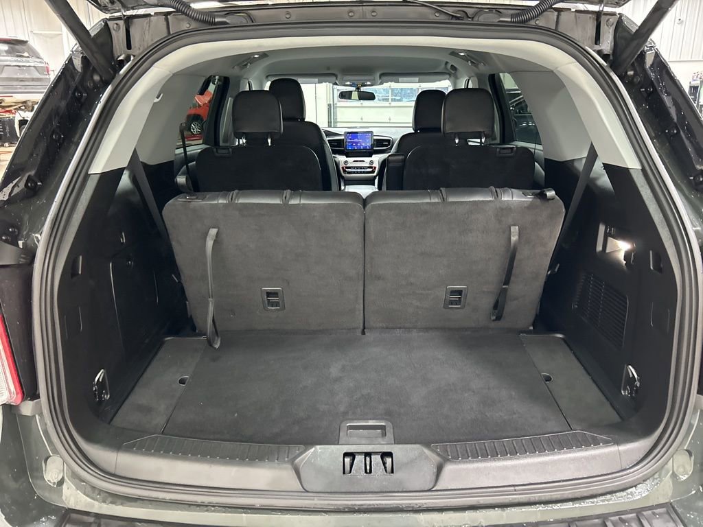 Certified 2023 Ford Explorer XLT w/ Equipment Group 202A image 29