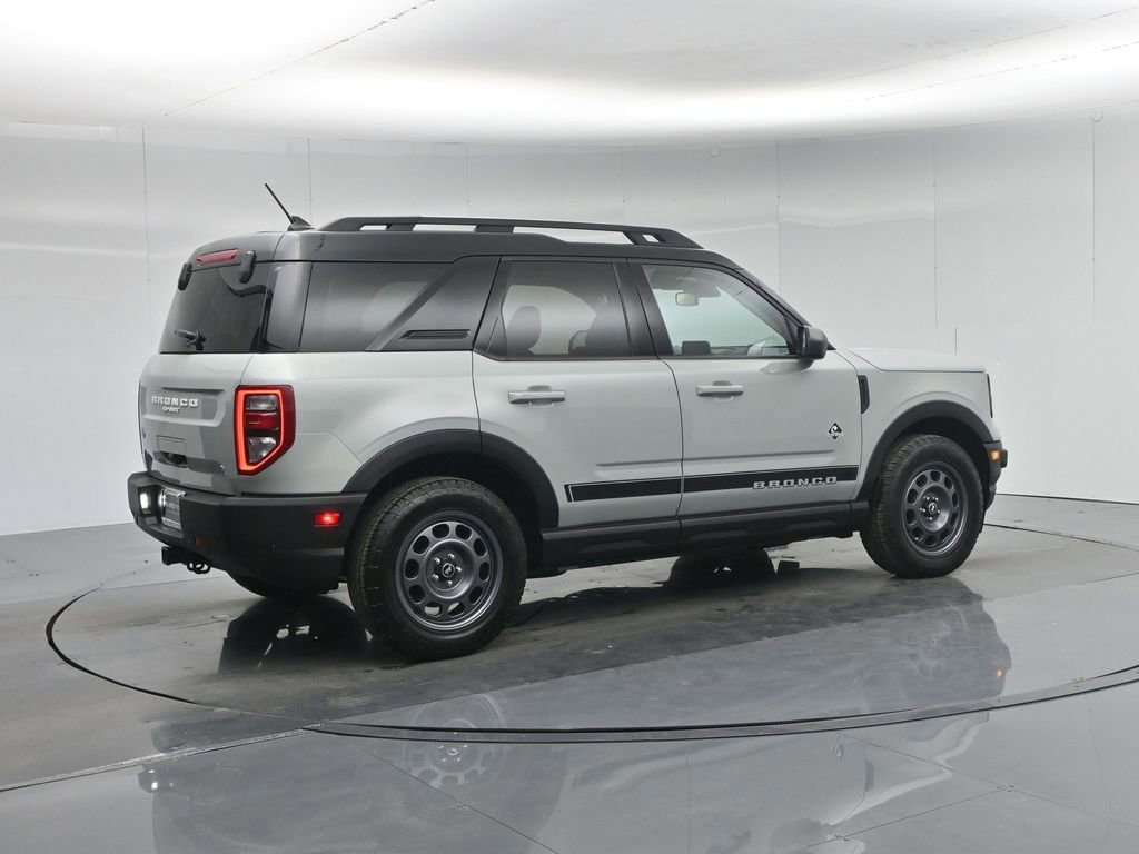 Certified 2024 Ford Bronco Sport Outer Banks w/ Tech Package image 12