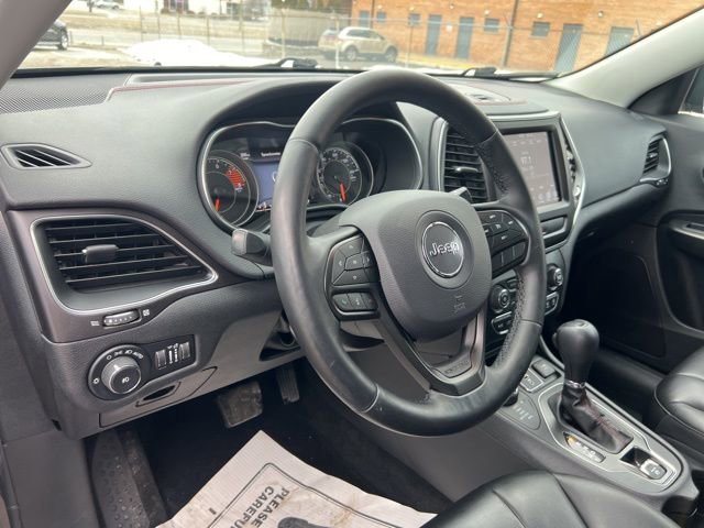 Used 2020 Jeep Cherokee Trailhawk w/ Cold Weather Group image 8