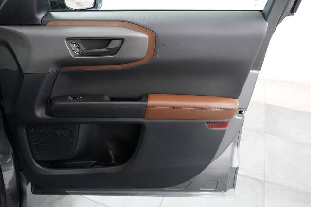 Certified 2025 Ford Bronco Sport Outer Banks w/ Outer Banks Tech Package+ AWD/4WD image 32