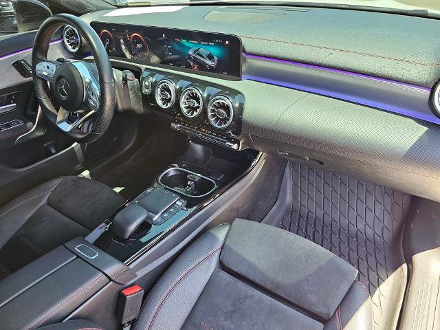 Used 2023 Mercedes-Benz CLA 250 image 10