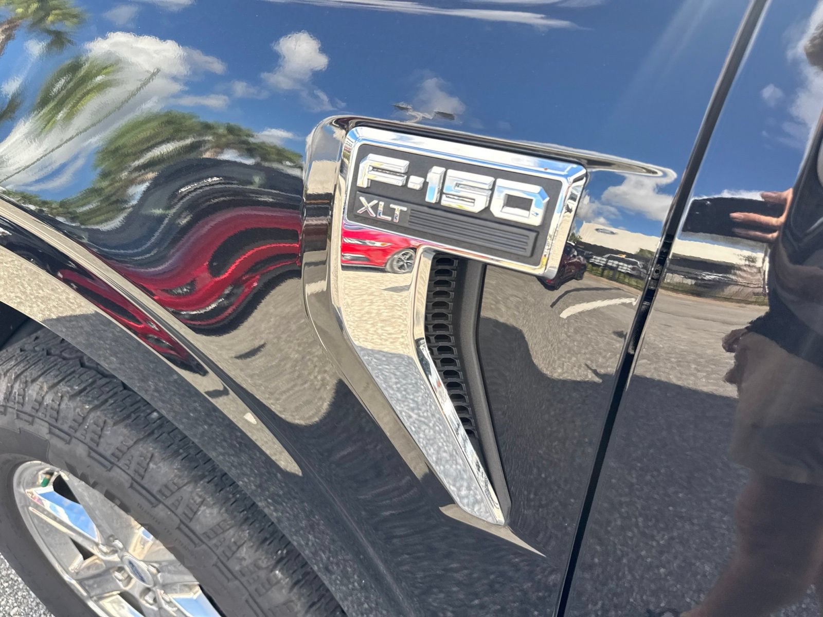 Certified 2025 Ford F150 XLT w/ Equipment Group 301A Standard AWD/4WD image 13
