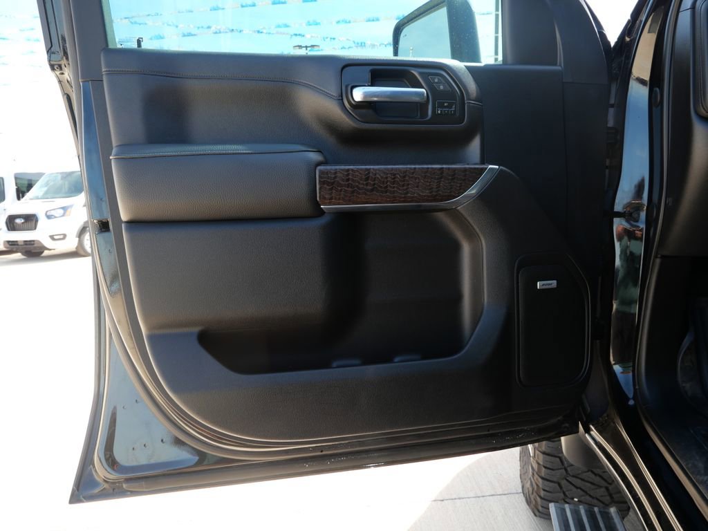 Used 2023 GMC Sierra 2500 Denali w/ Denali Black Diamond Edition image 19