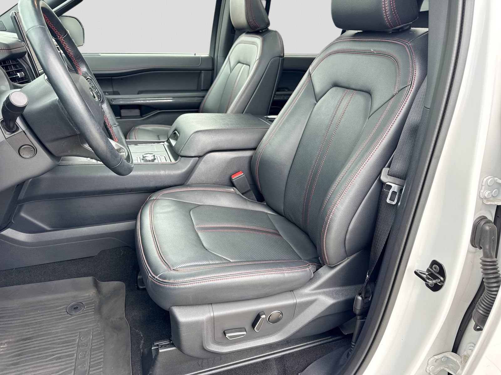 Certified 2024 Ford Expedition Max Limited AWD/4WD image 19