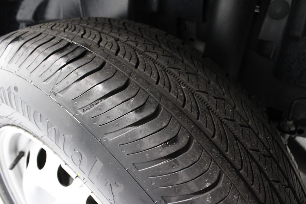 Certified 2026 Ford Maverick XL AWD/4WD image 19