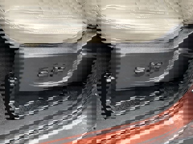 Certified 2018 Ford Escape Titanium w/ Ford Safe & Smart Package image 18