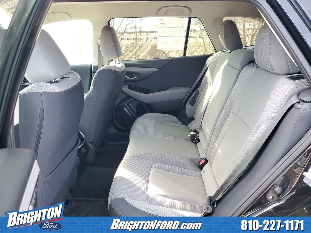 Used 2023 Subaru Outback Premium image 12