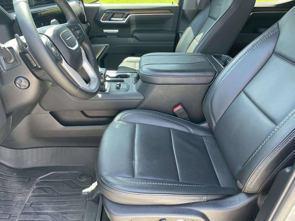 Used 2025 GMC Sierra 1500 Denali AWD/4WD image 13