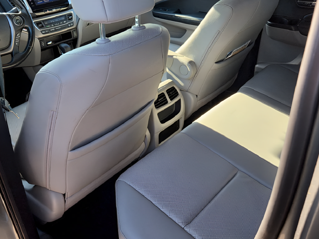 Used 2017 Honda Ridgeline RTL-T image 25