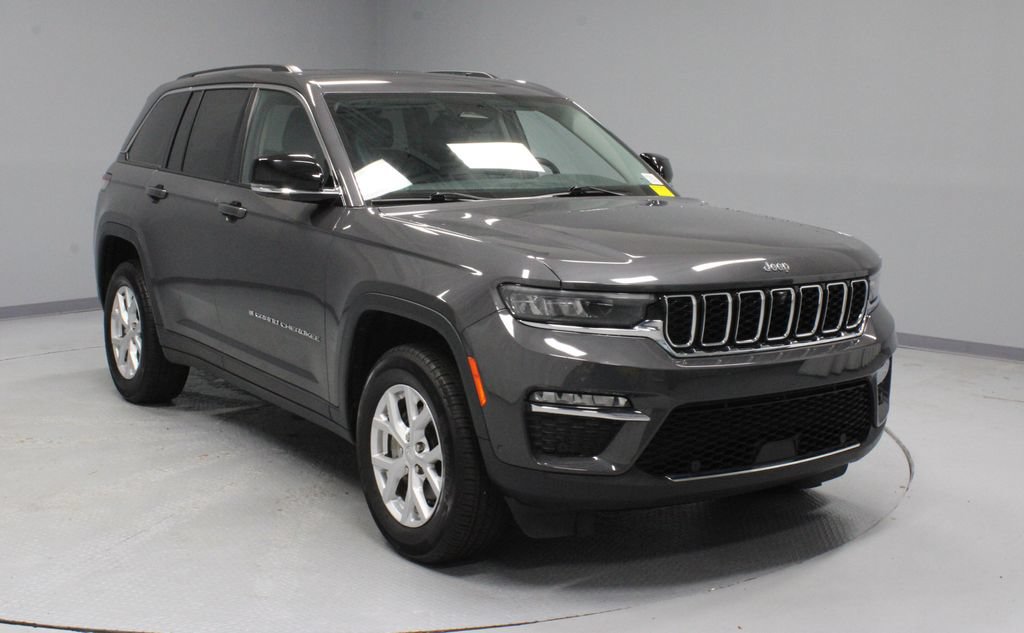 Used 2023 Jeep Grand Cherokee Limited w/ Luxury Tech Group II