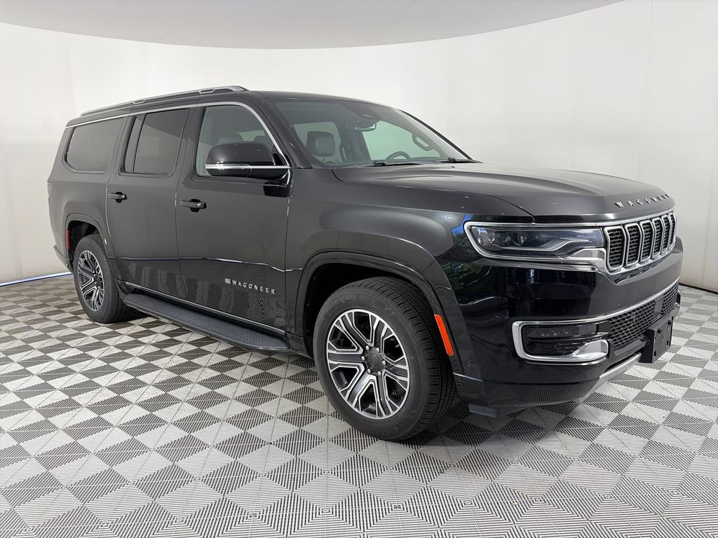 Used 2024 Jeep Wagoneer L Series II w/ Flexible Seating Group