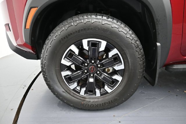 Used 2023 Nissan Frontier PRO-4X w/ Pro Convenience Package AWD/4WD image 10