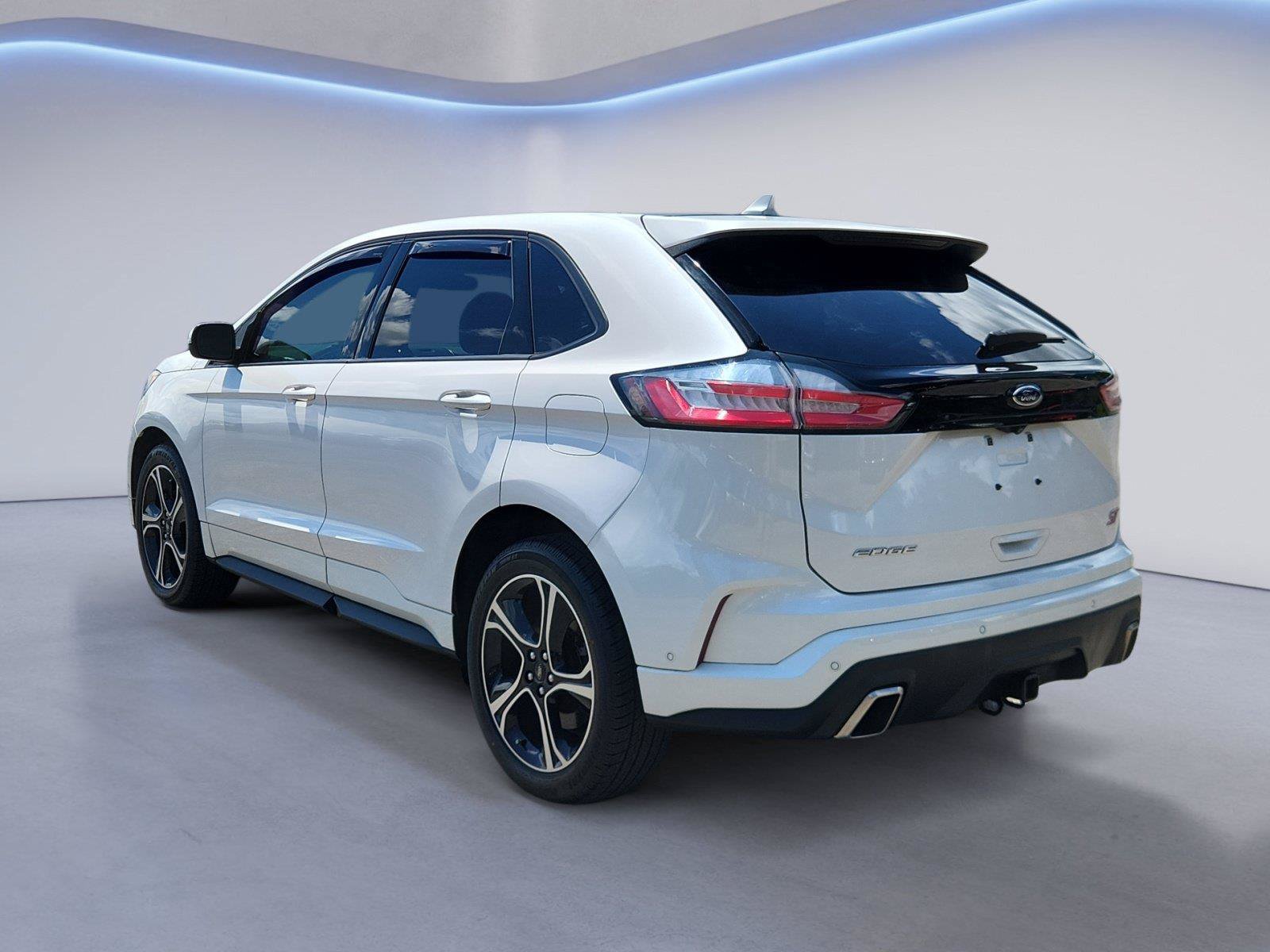 Certified 2019 Ford Edge ST w/ Equipment Group 401A AWD/4WD image 5