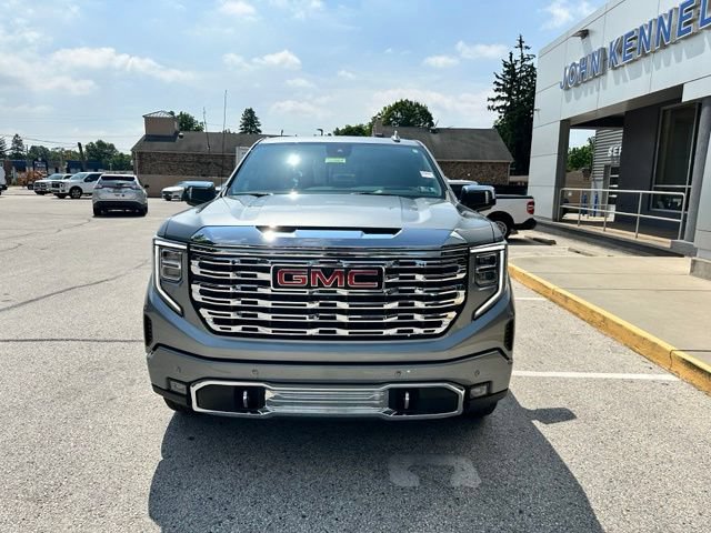 Used 2025 GMC Sierra 1500 Denali w/ Denali Reserve Package AWD/4WD image 3
