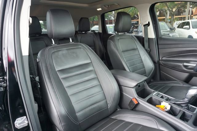 Certified 2018 Ford Escape Titanium FWD image 7