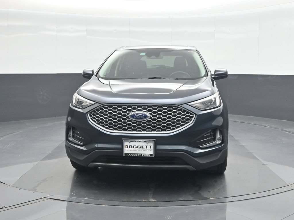 Certified 2024 Ford Edge SEL w/ Convenience Package AWD/4WD image 2