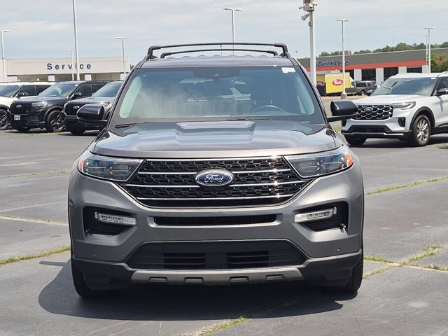 Certified 2023 Ford Explorer XLT w/ Equipment Group 202A RWD image 9