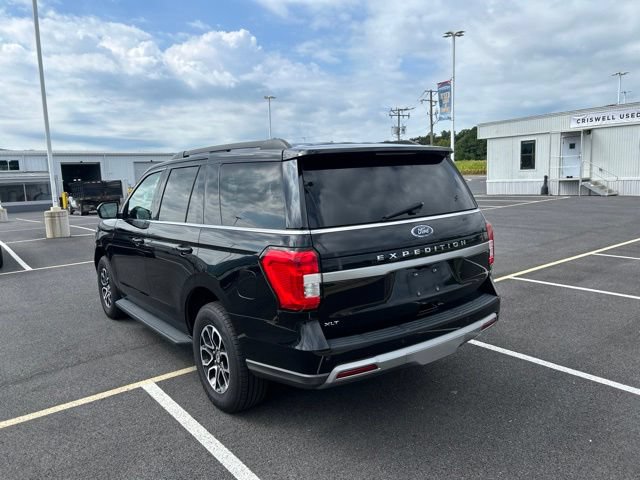 Certified 2024 Ford Expedition XLT AWD/4WD image 3