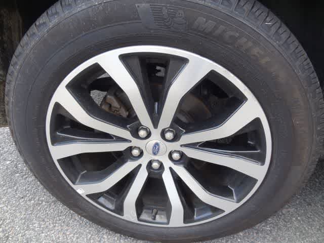 Certified 2025 Ford Explorer ST-Line AWD/4WD image 38