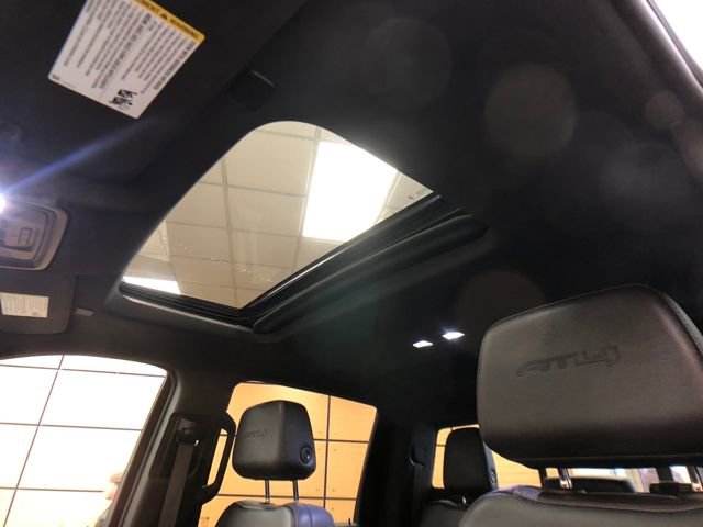 Used 2024 GMC Sierra 2500 AT4 w/ AT4 Premium Plus Package image 19