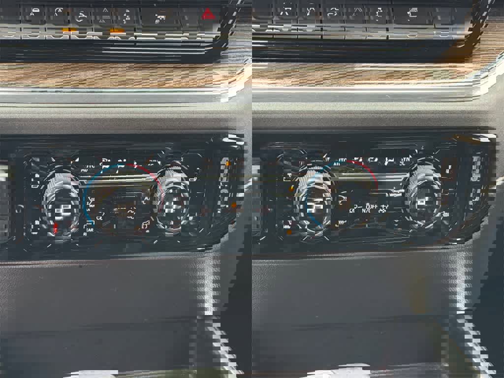 Used 2023 Chevrolet Silverado 1500 RST image 27