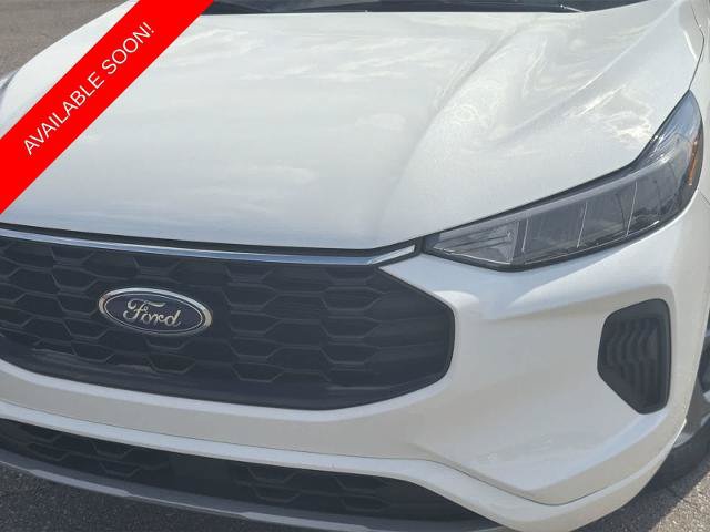 Certified 2024 Ford Escape ST-Line w/ Tech Pack #1 AWD/4WD image 11