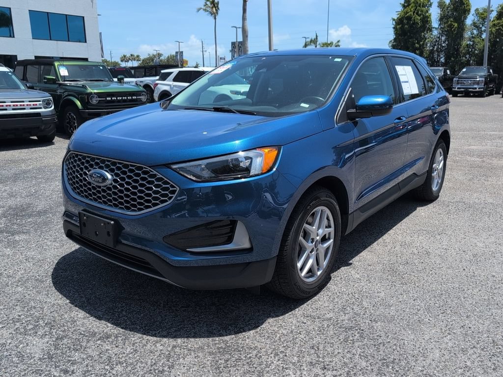 Certified 2024 Ford Edge SEL AWD/4WD image 6