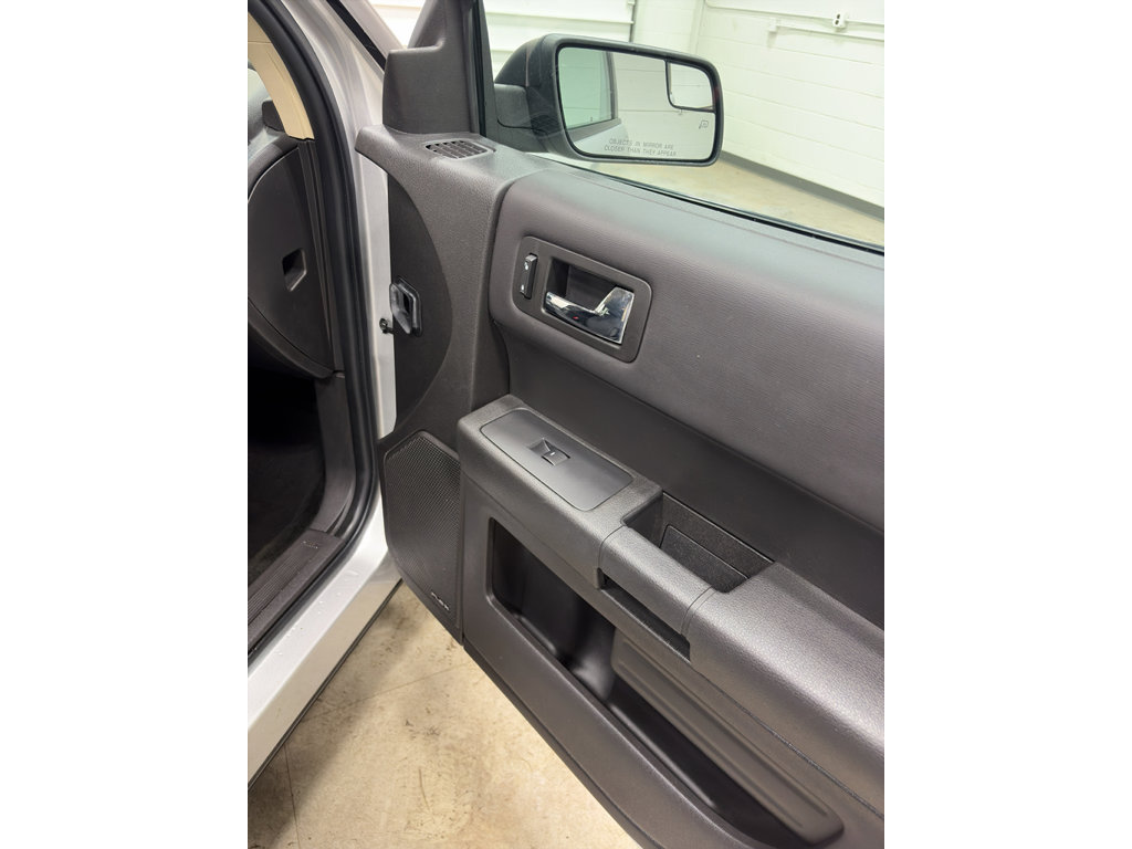 Certified 2018 Ford Flex SE FWD image 27