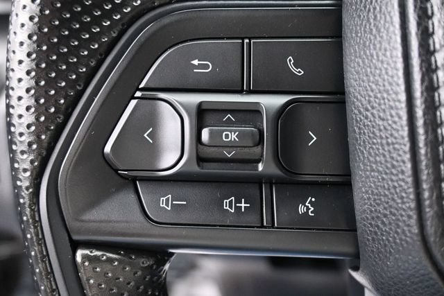 Used 2024 Toyota Tacoma SR w/ SR Upgrade Package AWD/4WD image 17