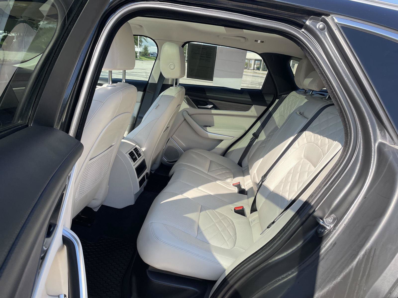 Used 2023 Jaguar F-PACE S AWD/4WD image 20