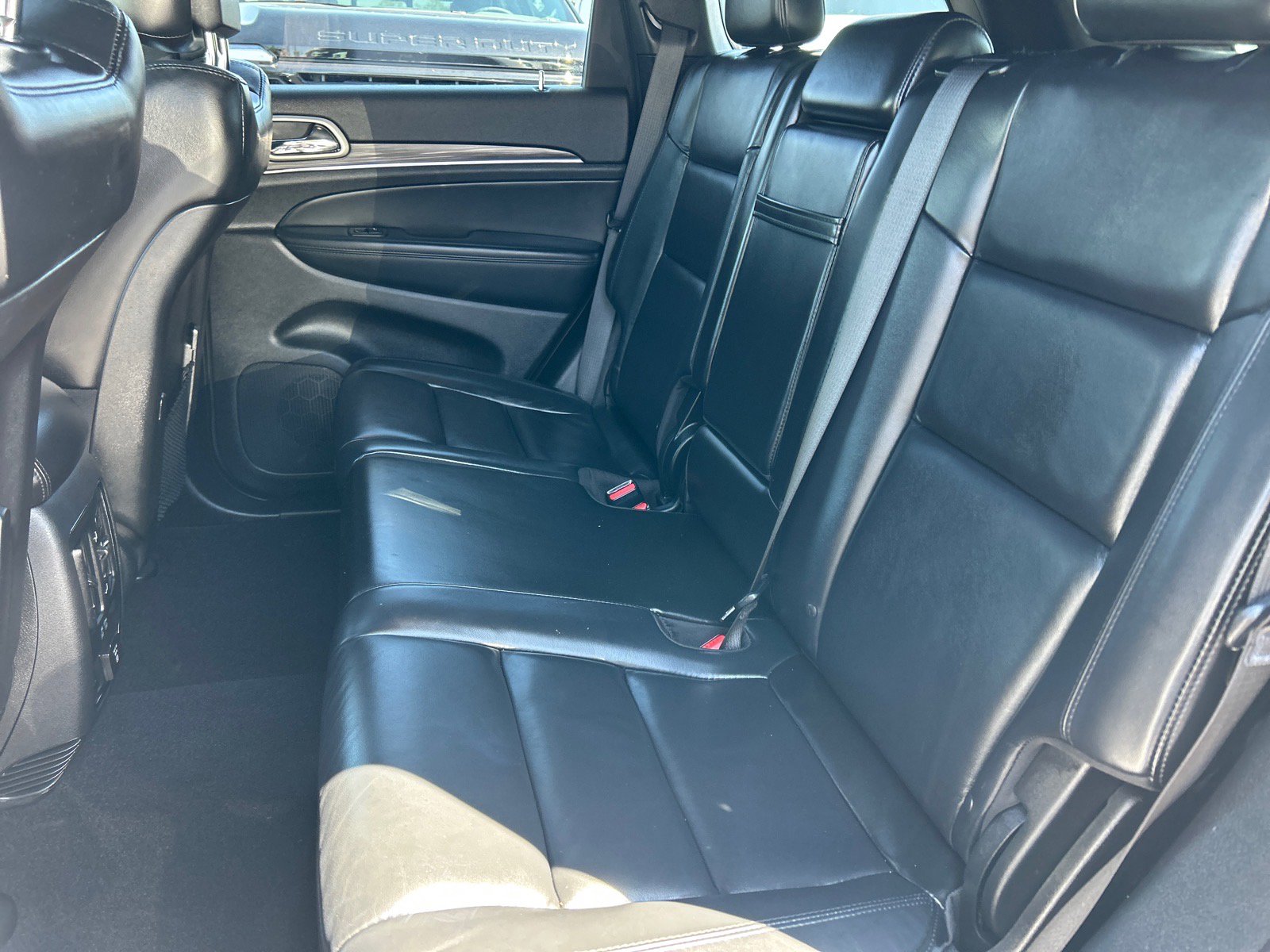 Used 2021 Jeep Grand Cherokee Limited AWD/4WD image 12
