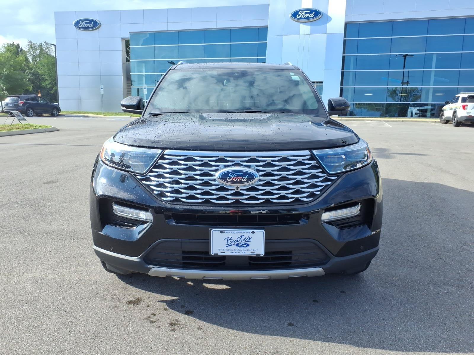 Certified 2023 Ford Explorer Platinum w/ Technology Package AWD/4WD image 8