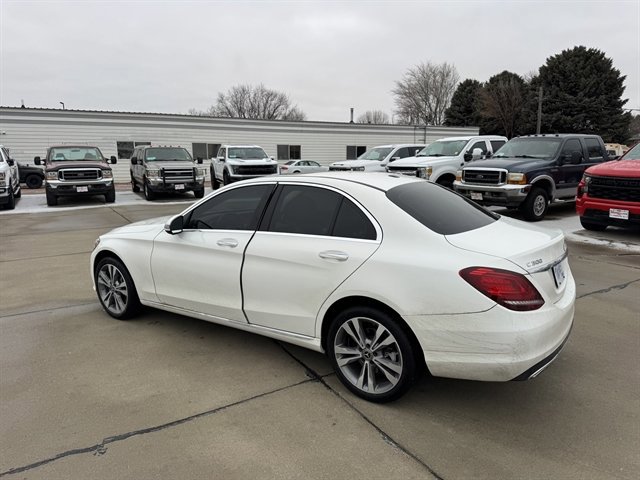 Used 2019 Mercedes-Benz C 300 4MATIC Sedan image 3