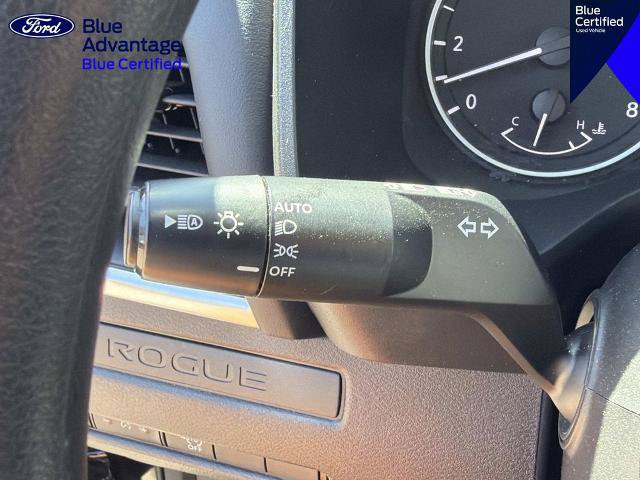 Used 2024 Nissan Rogue S FWD image 29
