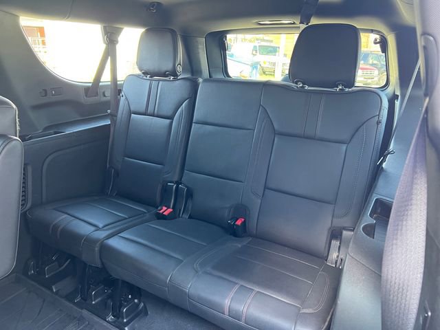 Used 2023 Chevrolet Suburban RST w/ Sport Performance Package AWD/4WD image 21