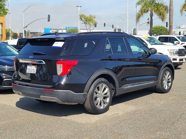 Certified 2022 Ford Explorer XLT w/ Equipment Group 202A RWD image 7