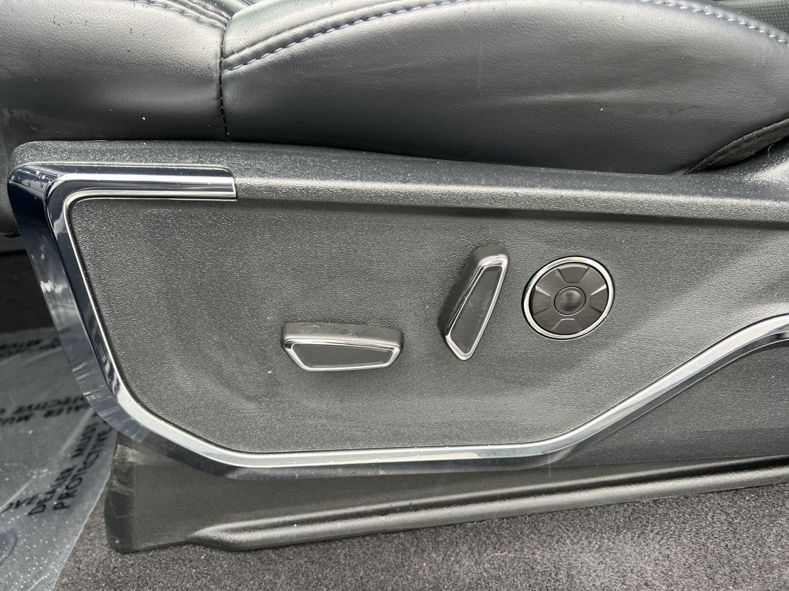 Certified 2025 Ford F150 Platinum AWD/4WD image 14