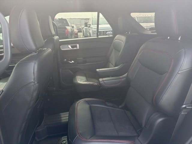 Certified 2023 Ford Explorer ST-Line image 14