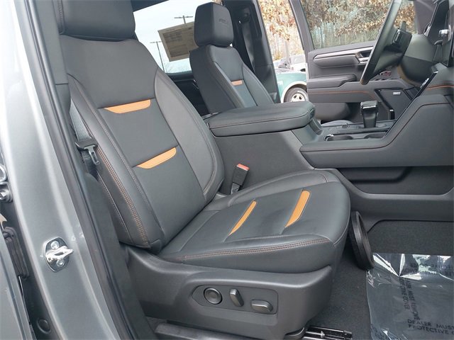 Used 2025 GMC Sierra 1500 AT4 w/ AT4 Premium Package image 10