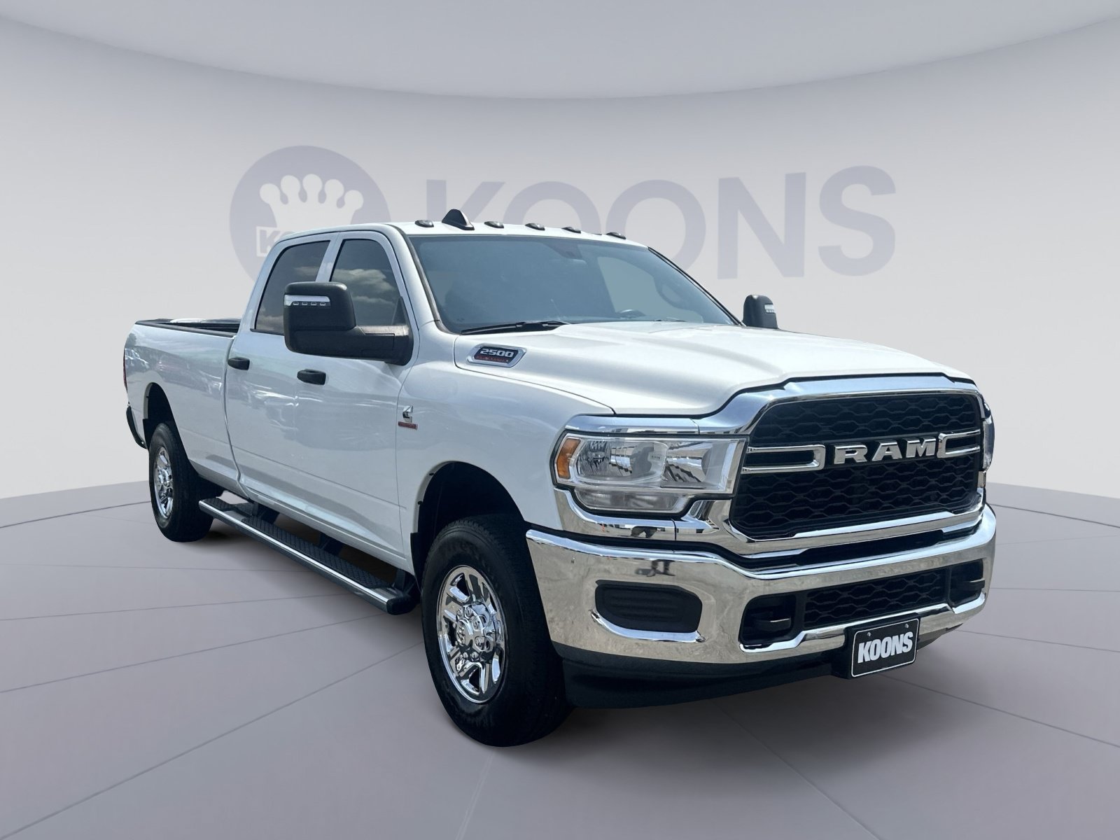 Used 2024 RAM 2500 Tradesman w/ Chrome Appearance Group AWD/4WD image 2