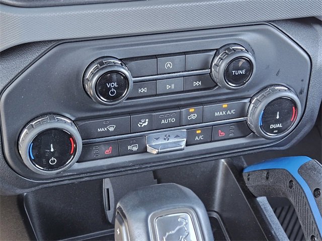 Certified 2022 Ford Bronco Black Diamond w/ Sasquatch Package image 21