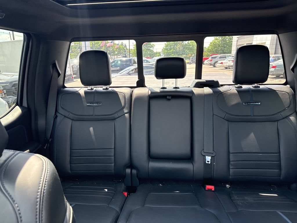 Certified 2025 Ford F250 Platinum AWD/4WD image 16