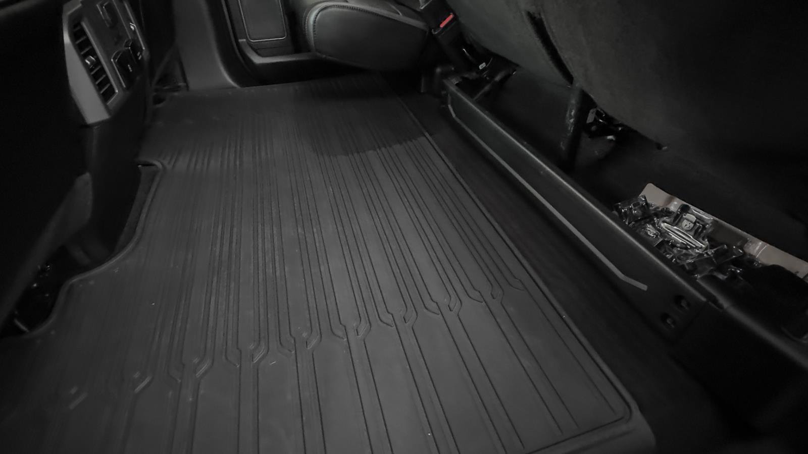 Certified 2020 Ford F150 Raptor w/ Equipment Group 802A Luxury image 13