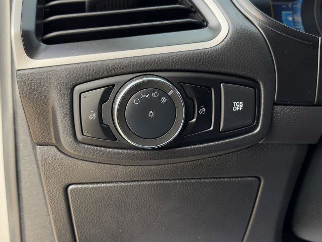 Certified 2024 Ford Edge SE image 21